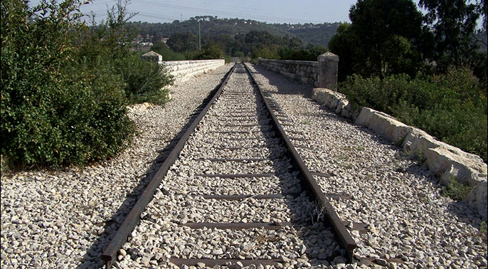 إسرائيل ستعيد إحياء خط السكة الحديد الحجازية لربط حيفا ببيسان