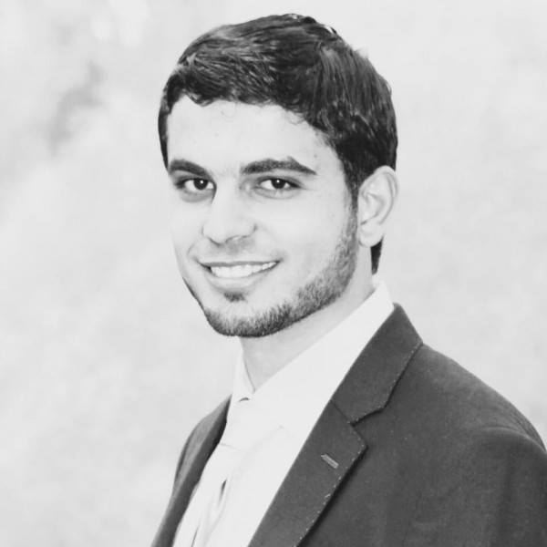  الصحفي : جلال سلمي