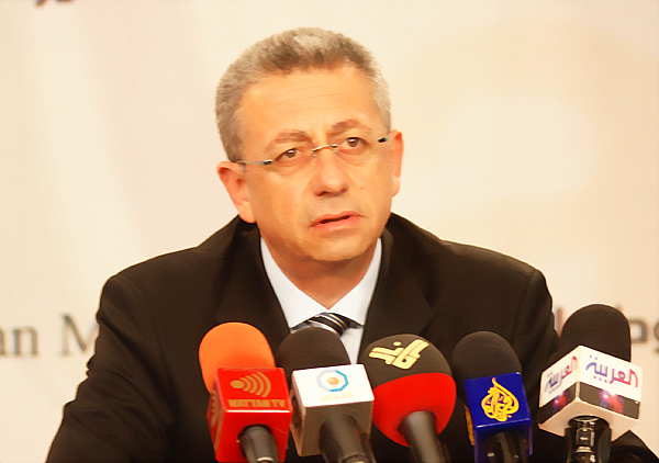  مصطفى البرغوثي النائب في المجلس التشريعي