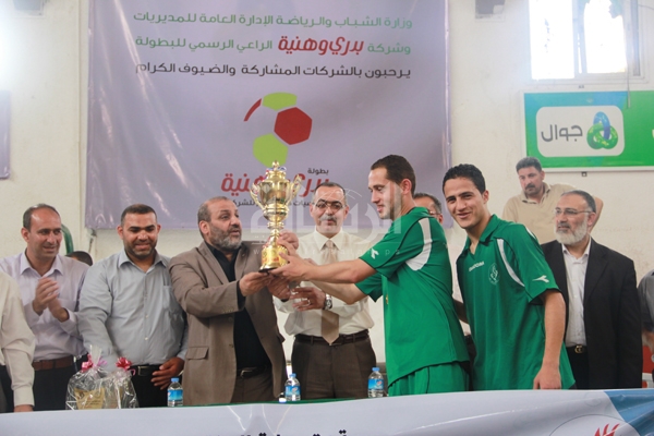 أفراح منتخب الإسلامية بعد الفوز باللقب