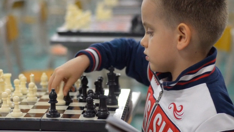 الطفل الروسي غوردي كوليسوف 