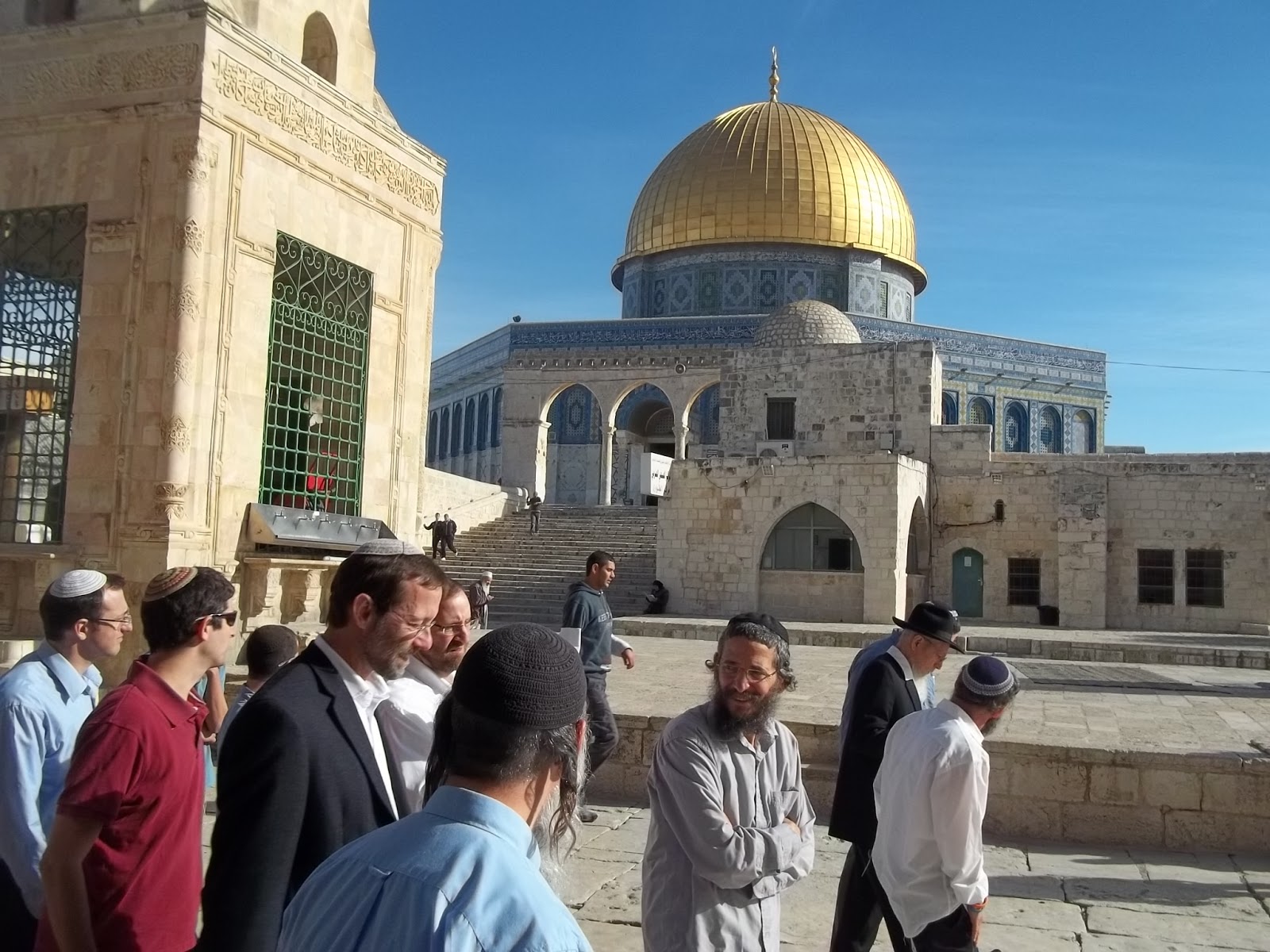 اقتحامات جديدة للأقصى من باب المغاربة