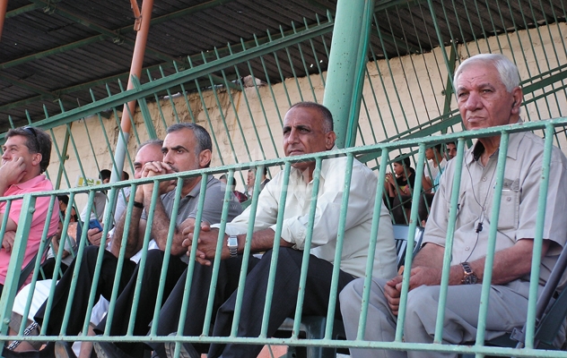 أبو حشيش حضر مباراة فريقه أمام الهلال