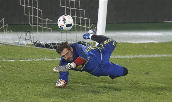 إيكر كاسياس