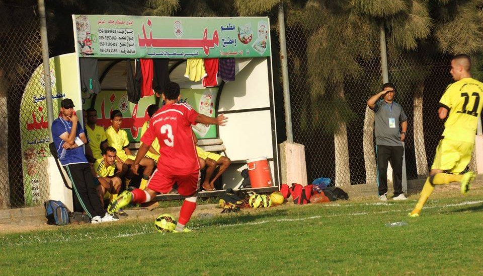 جانب من مباراة الأهلي وخدمات النصيرات