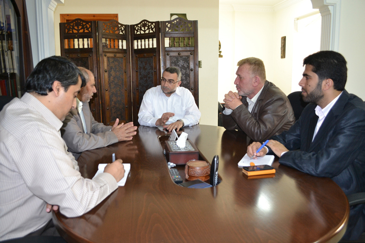 وفد من بلدية النصيرات يزور الإغاثة الإسلامية