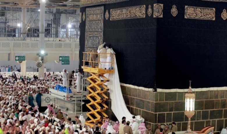 الكعبة المشرفة بحلتها الجديدة فجر عرفة