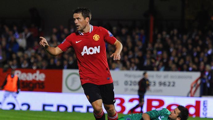 "أوين" في طريقه للشباب الإماراتي  