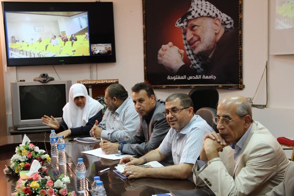 أثناء لقاء وفد الجنايات عبر الفيديو كونفرنس