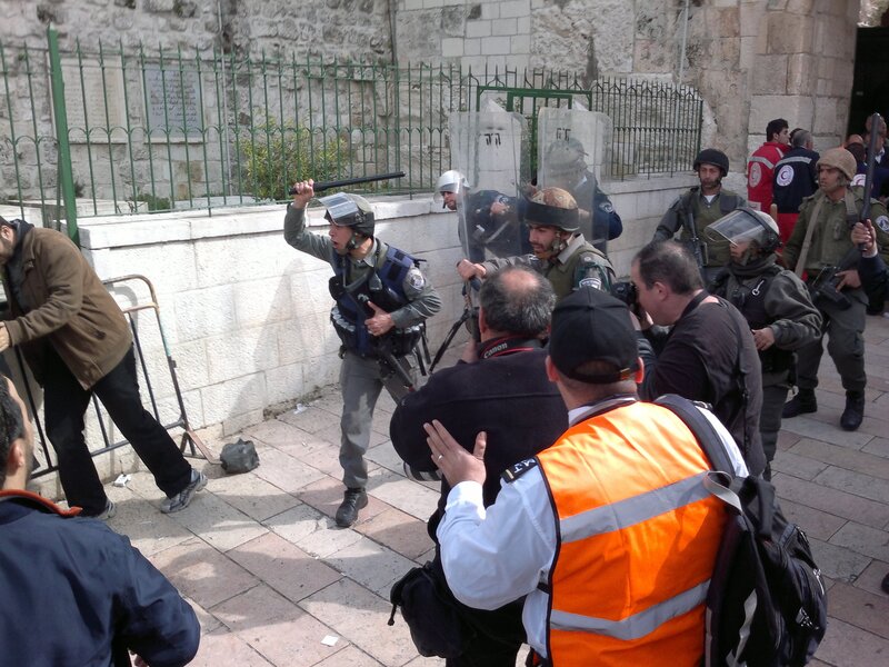 الاحتلال يعتقل شاب مقدسي "أرشيف"