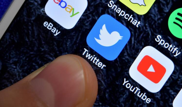 لهذه الأسباب تنتشر الأخبار الكاذبة بسرعة