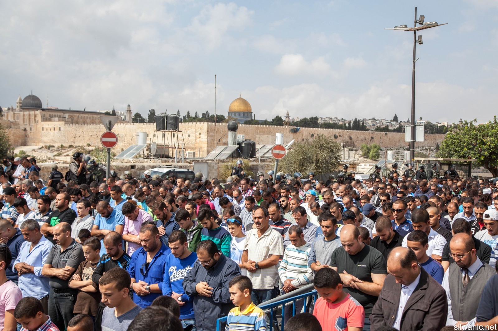 الصلاة في القدس (الأرشيف)
