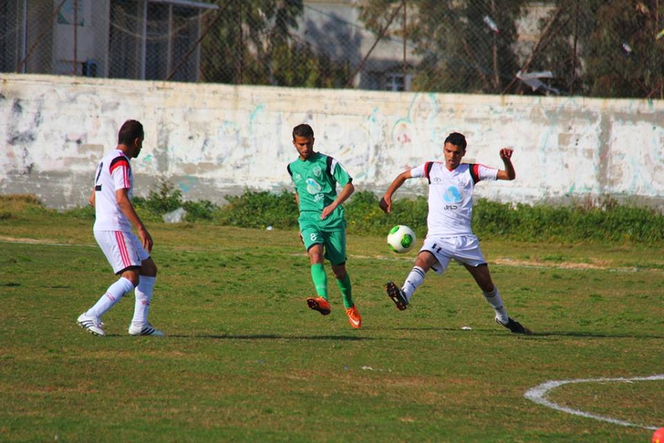 جانب من مباراة شباب خانيونس واتحاد الشجاعية