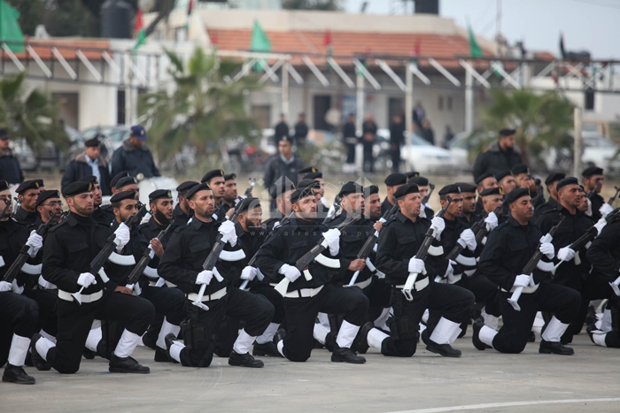 صورة من الارشيف
