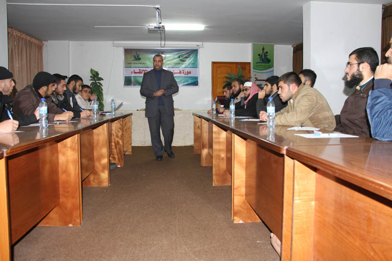 صورة من الارشيف