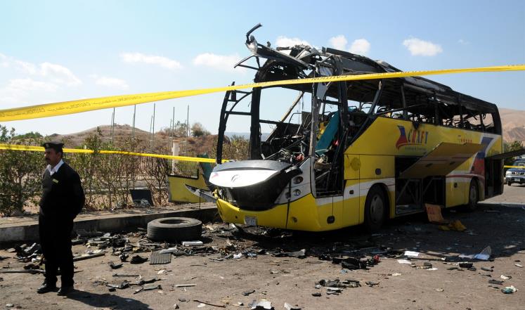 هجوم سابق على حافلة للسياح في منطقة طابا بسيناء المصرية