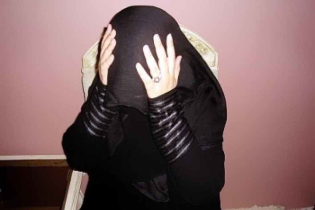 هربت من عنف ذويها فوقعت بالفاحشة - صورة تعبيرية-