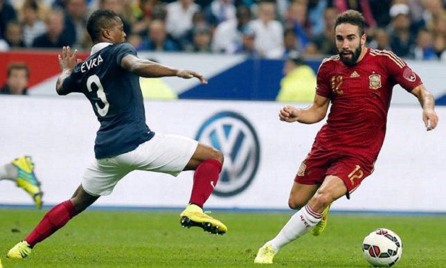 كارفخال يمينا