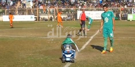 سيارة نقل الكرات في غزة