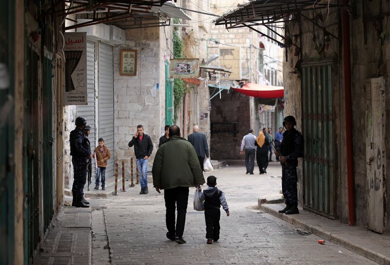 صورة الانتشار الامني لعناصر السلطة في نابلس