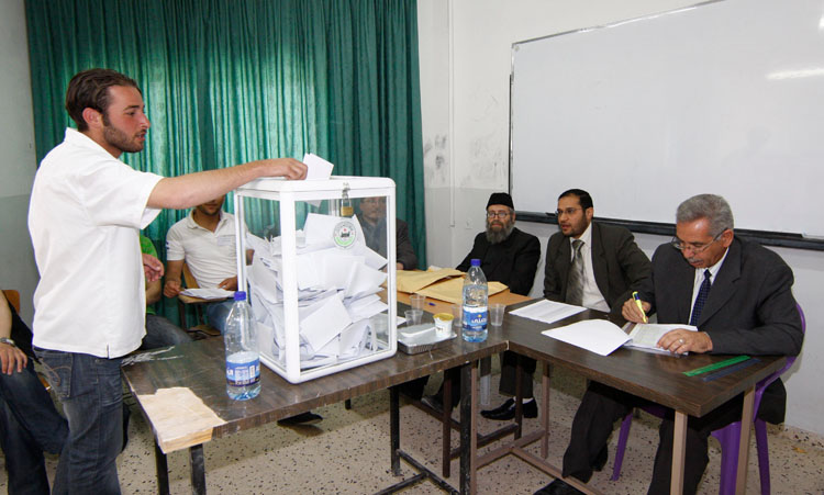 الانتخابات بالضفة (أرشيف)