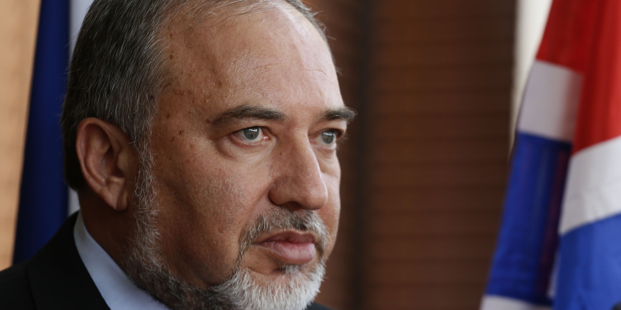  أفيغدور ليبرمان وزير الحرب (الإسرائيلي)