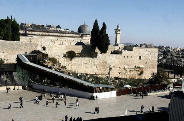 صورة من الارشيف