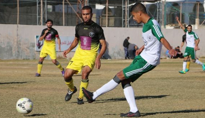 جانب من أحد مباريات دوري الأولى