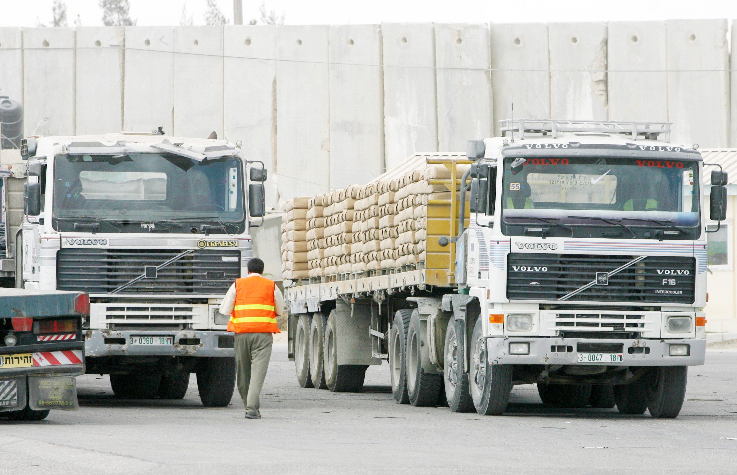 "إسرائيل" تزعم إحباط تهريب مواد كيميائية لغزة (صورة)