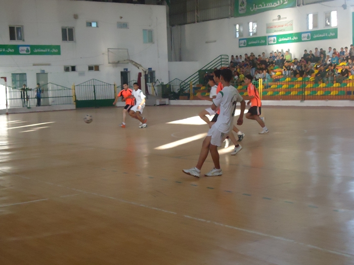 جانب من المباراة النهائية التي جمعت الجمعية والمشتل