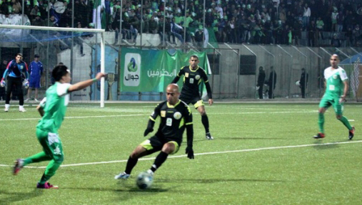 جانب من مباراة الظاهرية وشباب الخليل