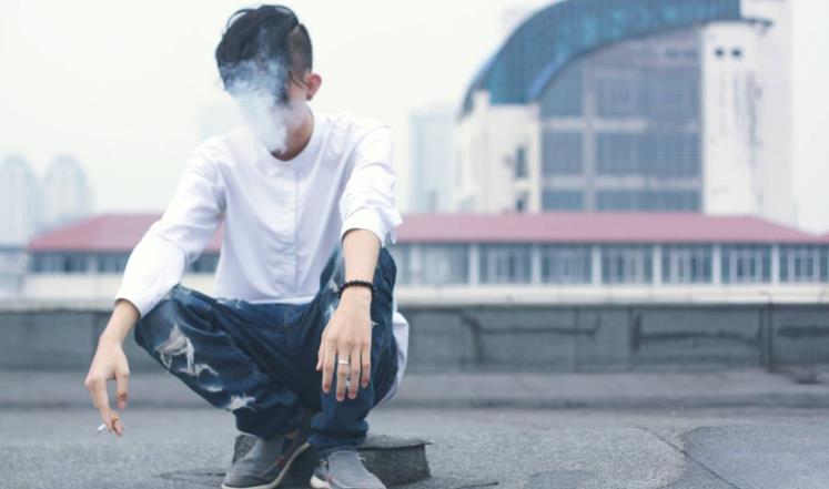 المدخنون أكثر عرضة لفقدان السمع