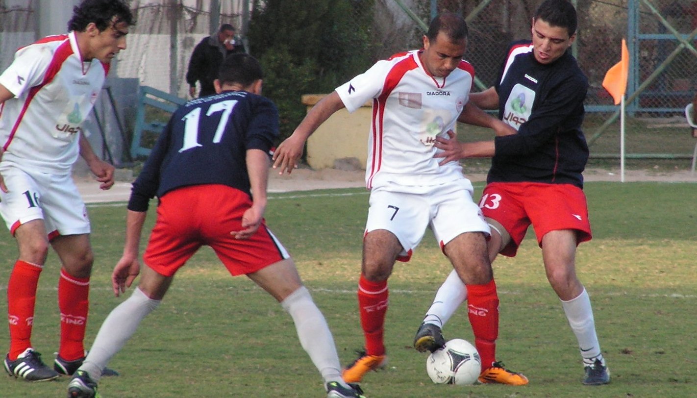 من لقاء غزة الرياضي والمشتل 