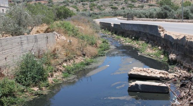 مختبرات جامعة مستوطنة "اريئيل" تلوث بيئة سلفيت