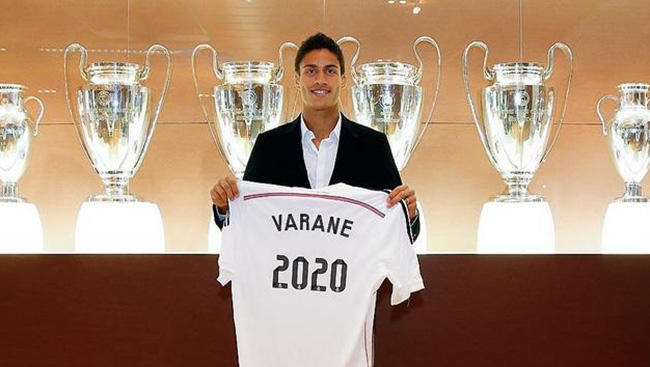 فاران يجدد عقده مع الريال حتى 2020