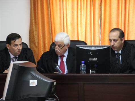 "مكافحة الفساد" تضع يدها على أموال "رشيد"  