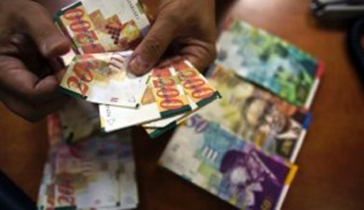 أسعار صرف العملات صباح اليوم