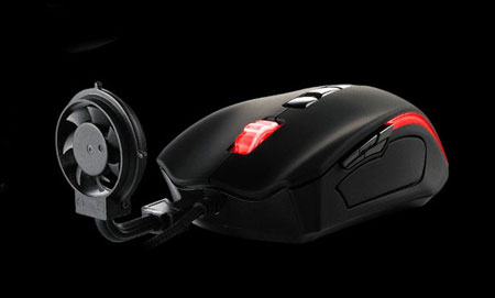 "ماوس بمروحة" يحافظ على برودة اليد  