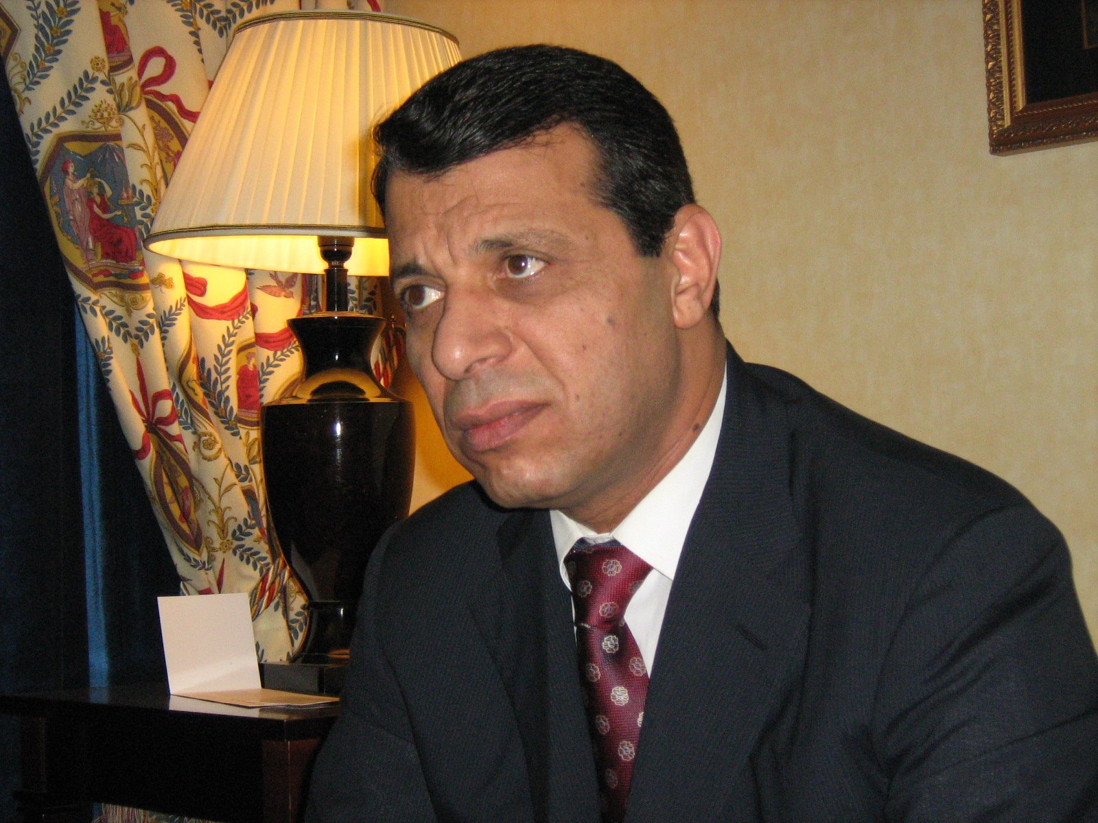 القيادي المفصول من فتح  محمد دحلان