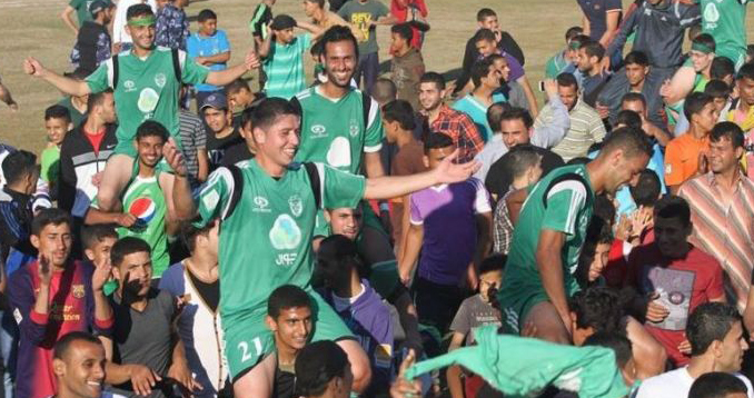 فرحة لاعبي الشجاعية بالفوز
