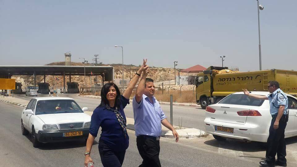 لحظة الإفراج عن خالدة جرار