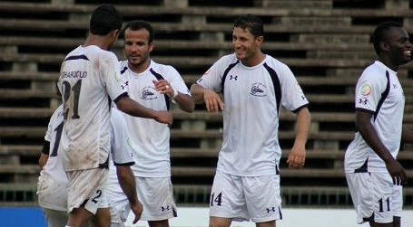 فرحة لاعبي هلال القدس بهدف أبو غرقود المتأخر