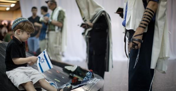 مطار تل أبيب (أرشيف)