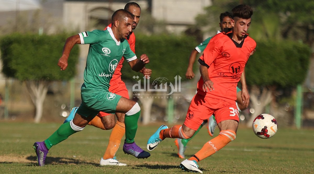 جانب من مباراة سابقة بين الطرفين